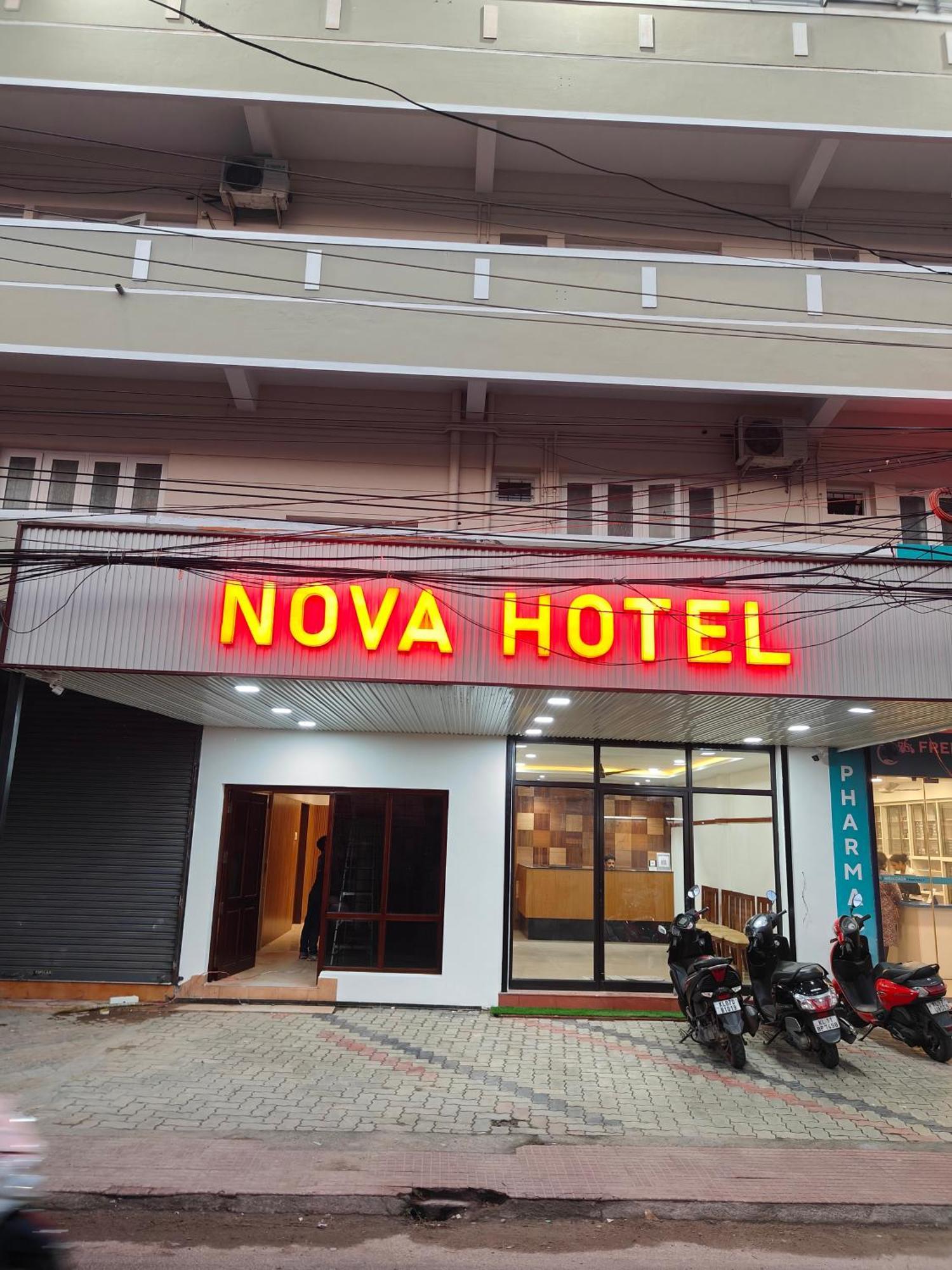 Hotel Nova Kochi المظهر الخارجي الصورة